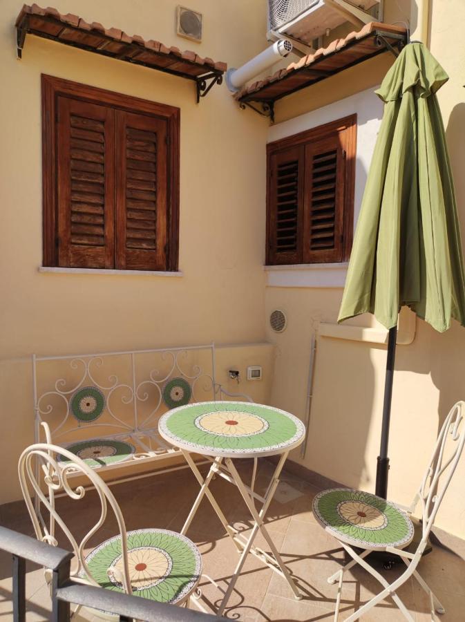 Amuni Holiday Home Noto Exteriér fotografie
