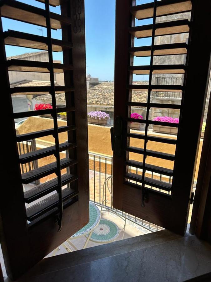 Amuni Holiday Home Noto Exteriér fotografie